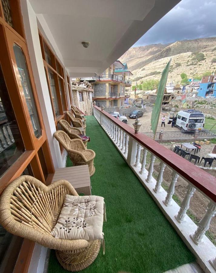Hotel Lake View Nako Екстер'єр фото