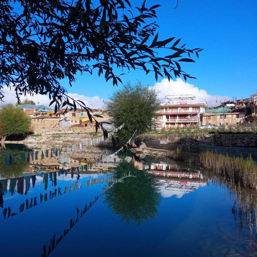 Hotel Lake View Nako Екстер'єр фото
